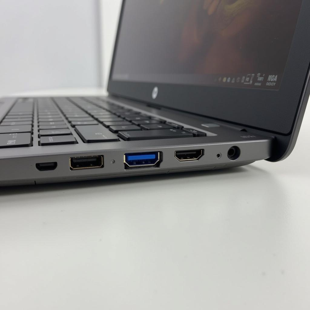 Cổng kết nối đa dạng trên Laptop HP Elitebook